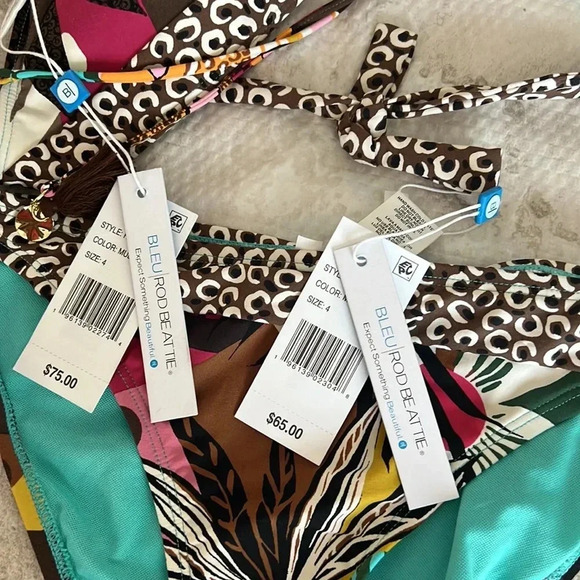 BLEU ROD BEATTIE Tall Triangle Run Wild Size 4 and Tie Sides Bottom Size 4 - Picture 14 of 14